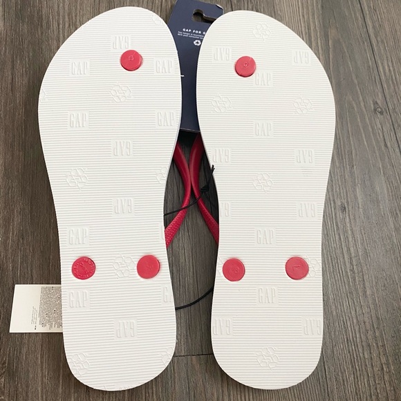 Gap Flip Flops Sandals - Picture 3 of 3